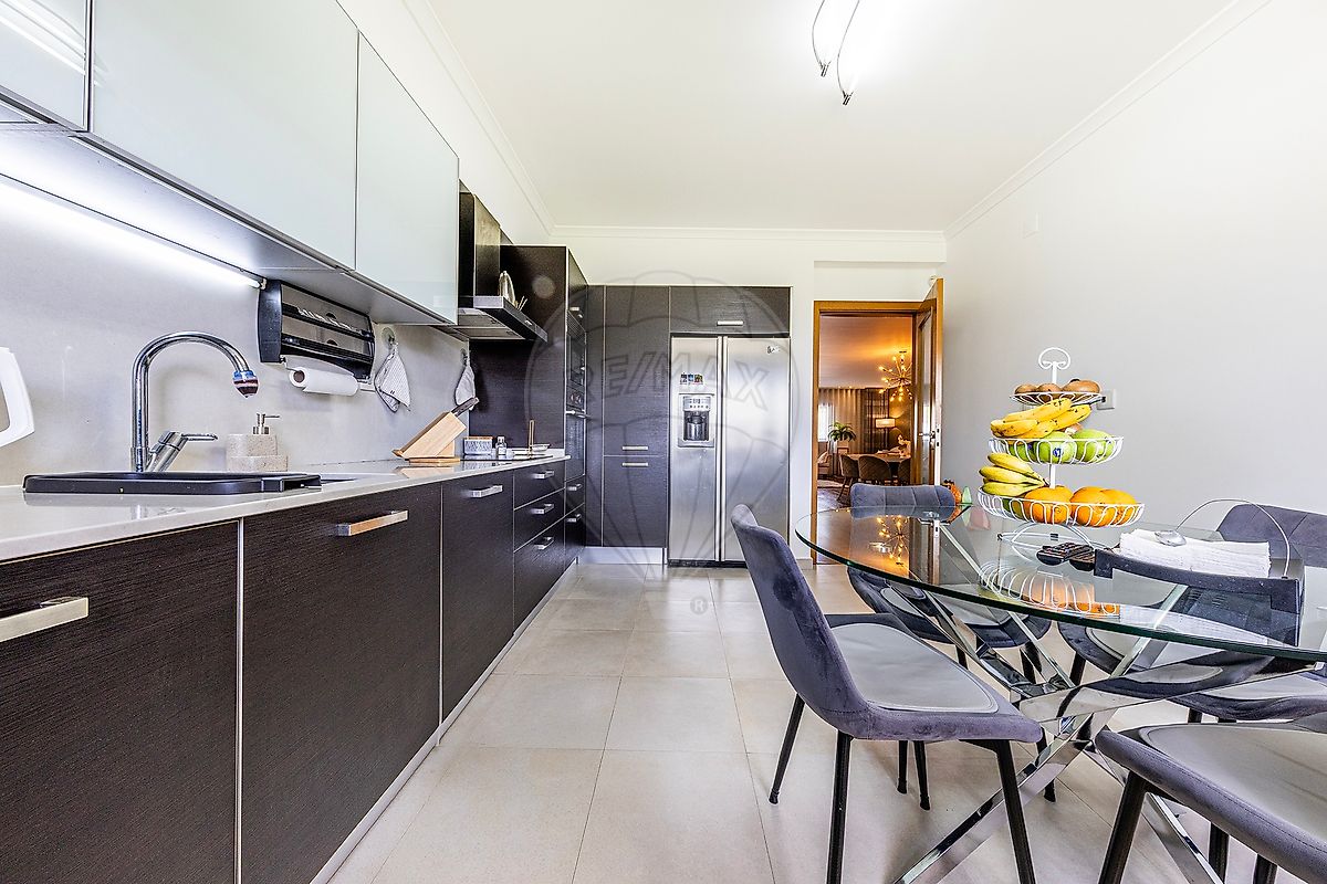 Apartamento T4 à venda em Santo António da Charneca, Barreiro — foto 10