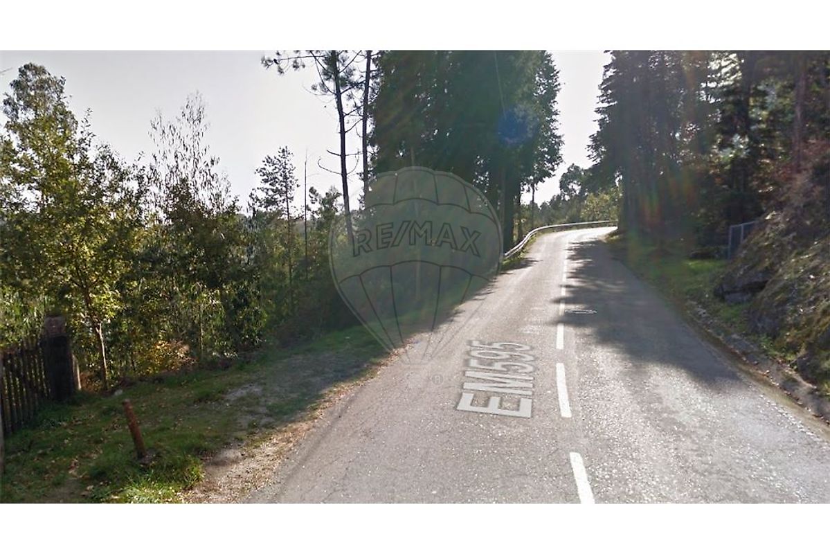 Terreno à venda em Vieira do Minho