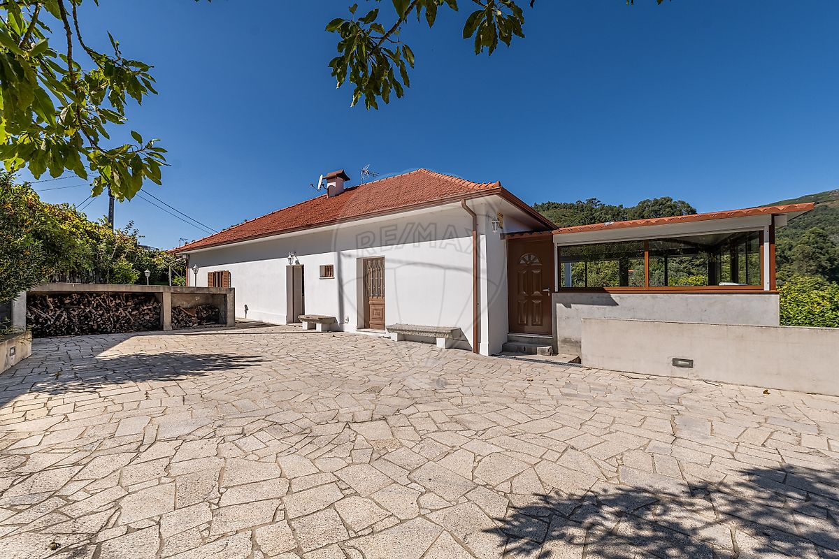 Moradia T3 para venda