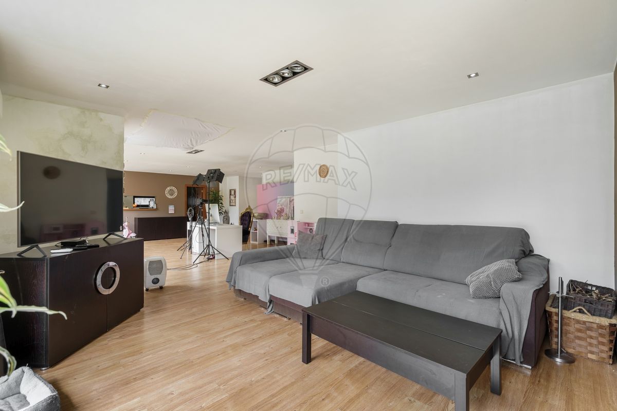 listing 123001034-1556 picture-0