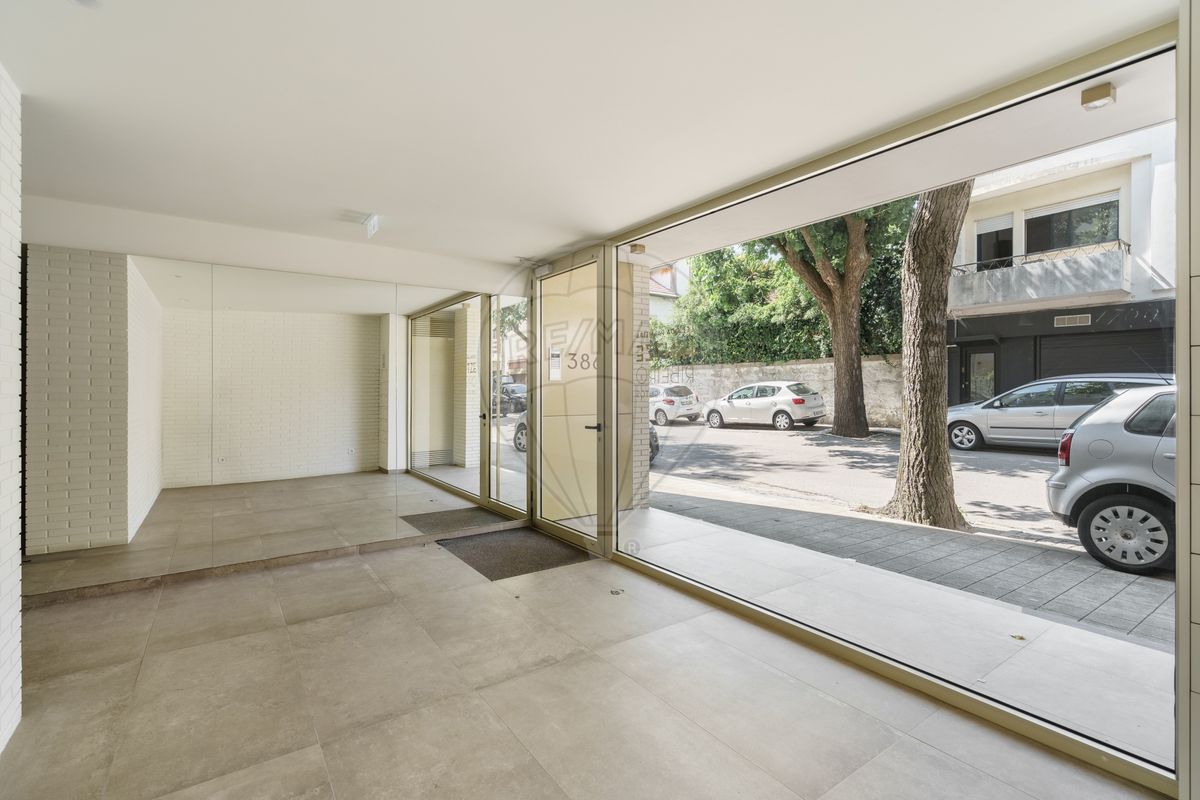listing 123001034-1570 picture-0