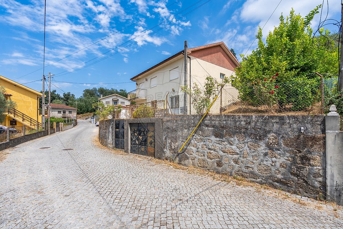 Moradia T3 à venda em Braga