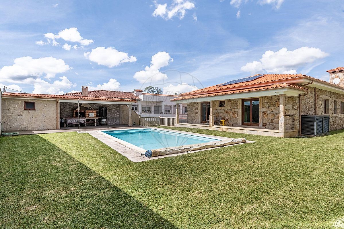 Moradia - Freiriz, Vila Verde, Braga