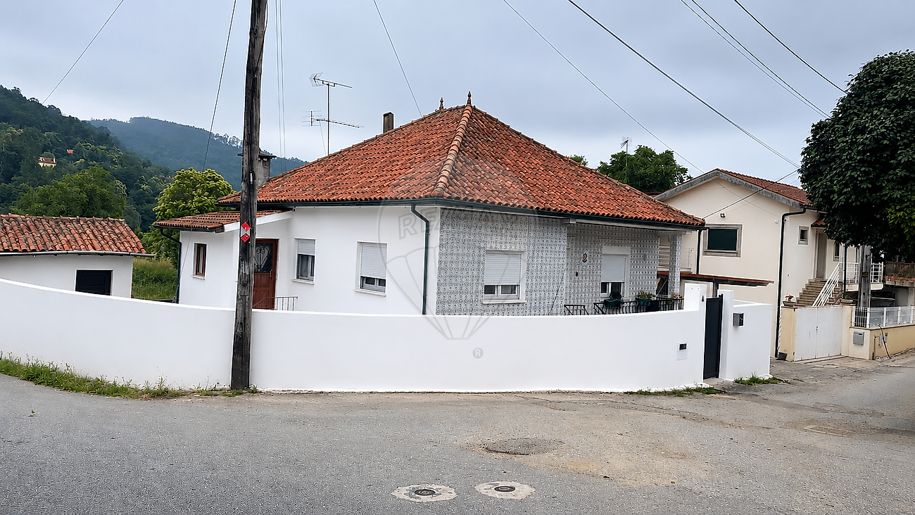 Moradia - Sande, Vilarinho, Barros e Gomide, Vila Verde, Braga