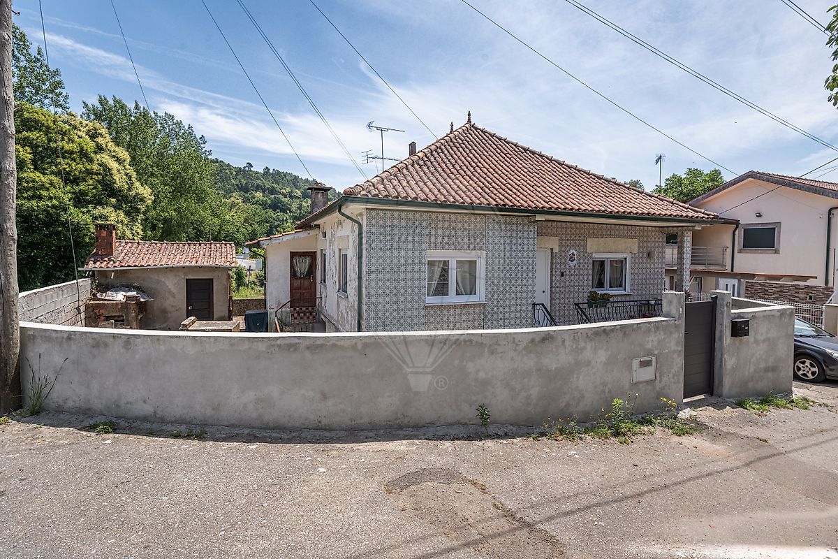 Moradia - Sande, Vilarinho, Barros e Gomide, Vila Verde, Braga