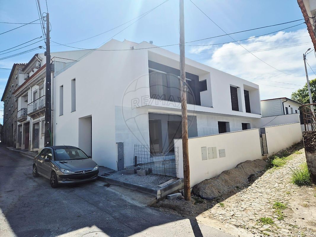 Apartamento T3 à venda em Braga