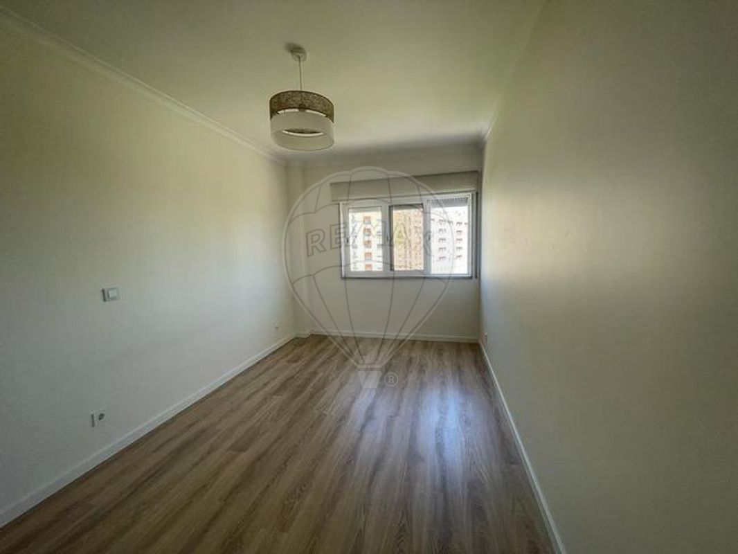 listing 123021048-4 picture-0