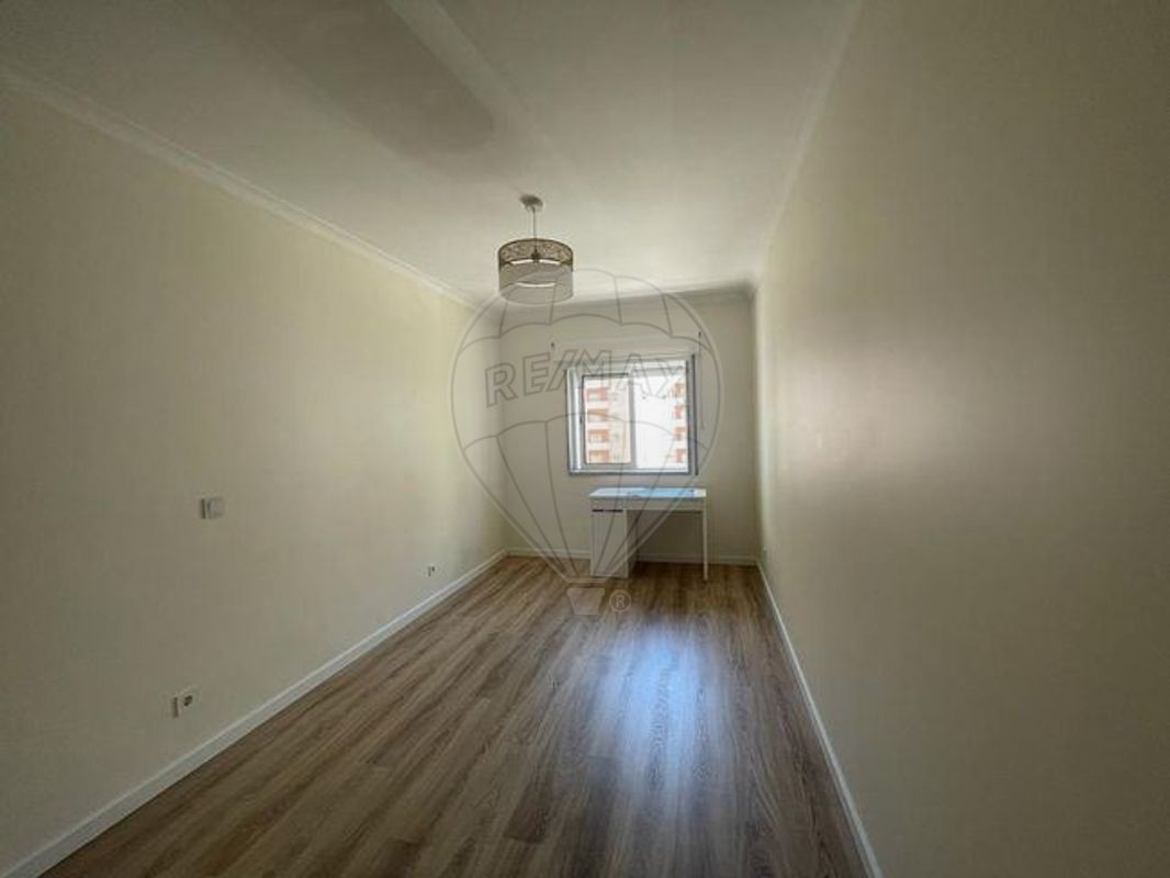 listing 123021048-4 picture-0