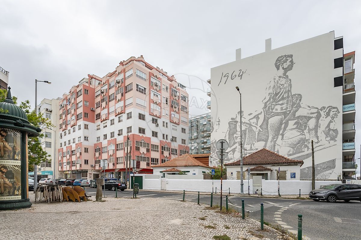 Apartamento T1 à venda em Almada