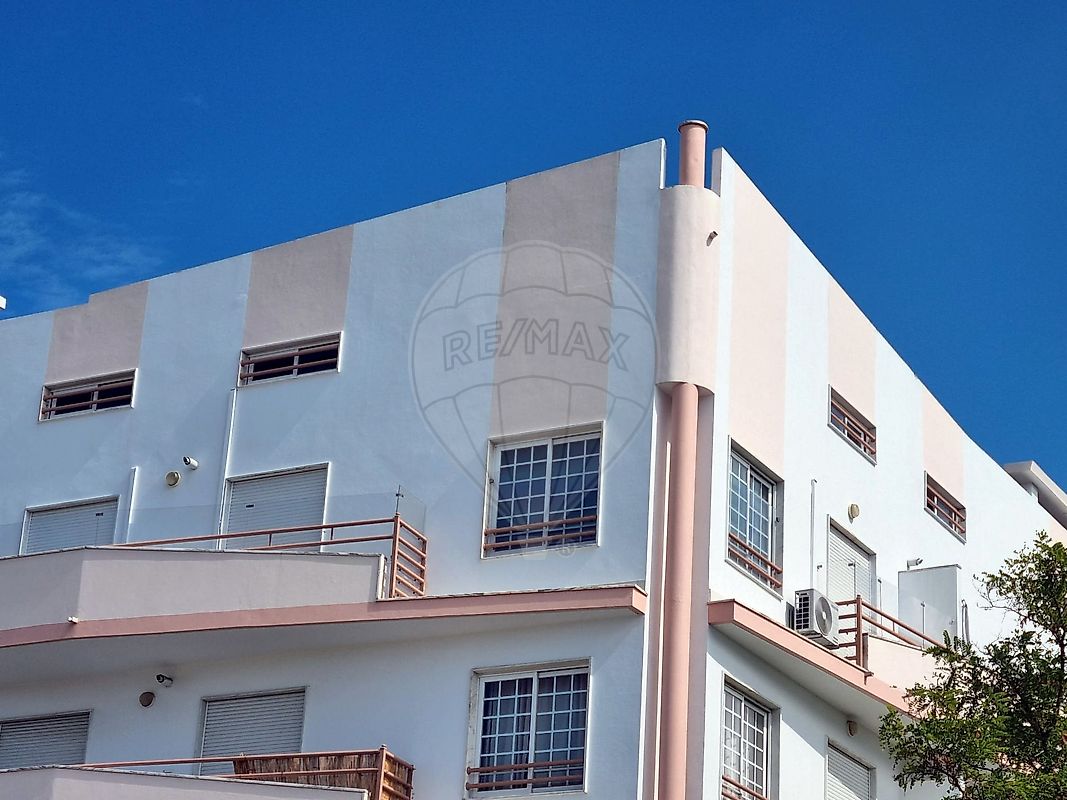 Apartamento T1 à venda em Almada