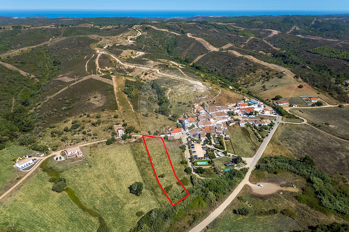 Terreno à venda em Vila do Bispo