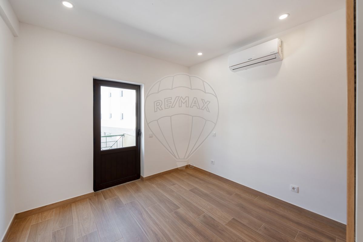 listing 123041071-24 picture-0