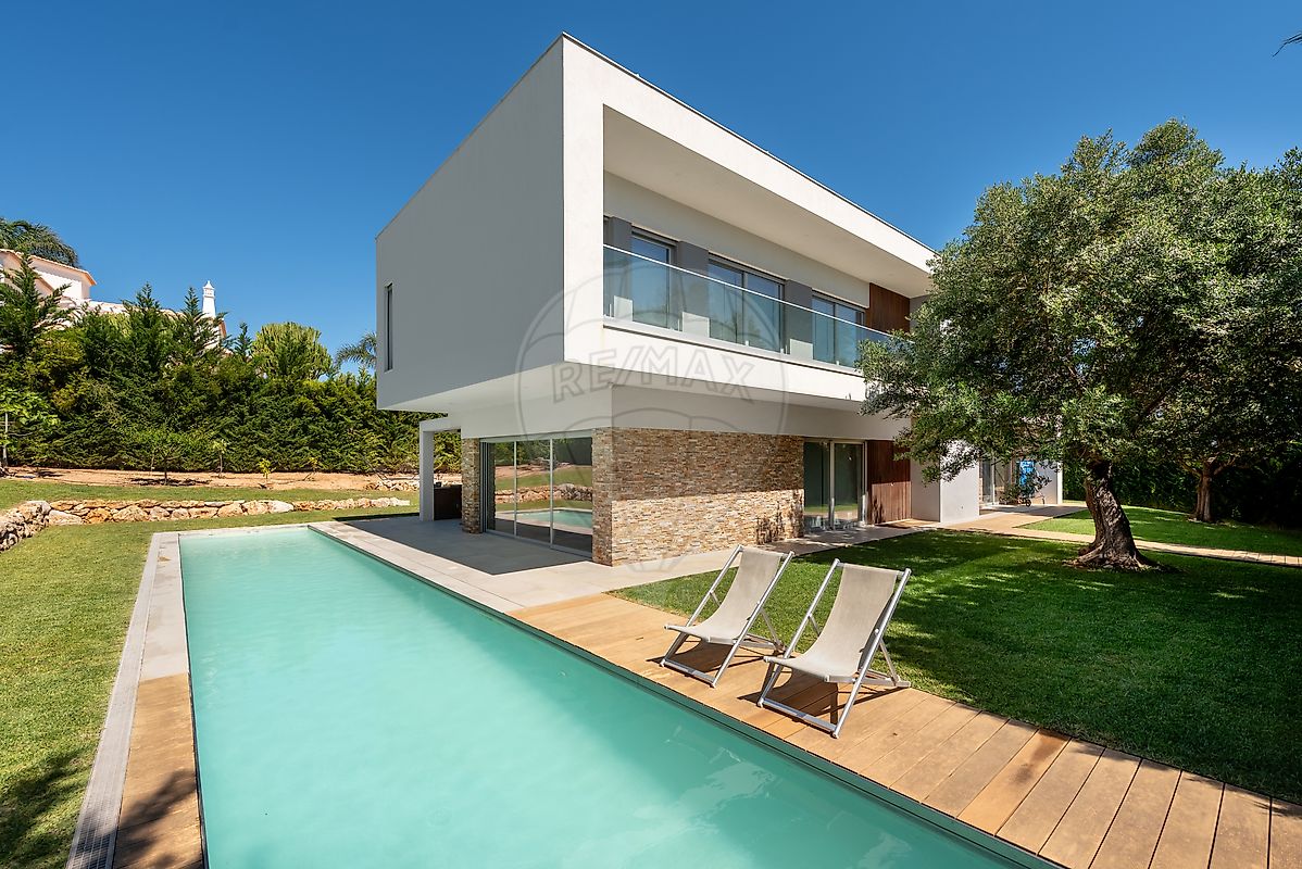 Moradia T4 à venda em Lagos