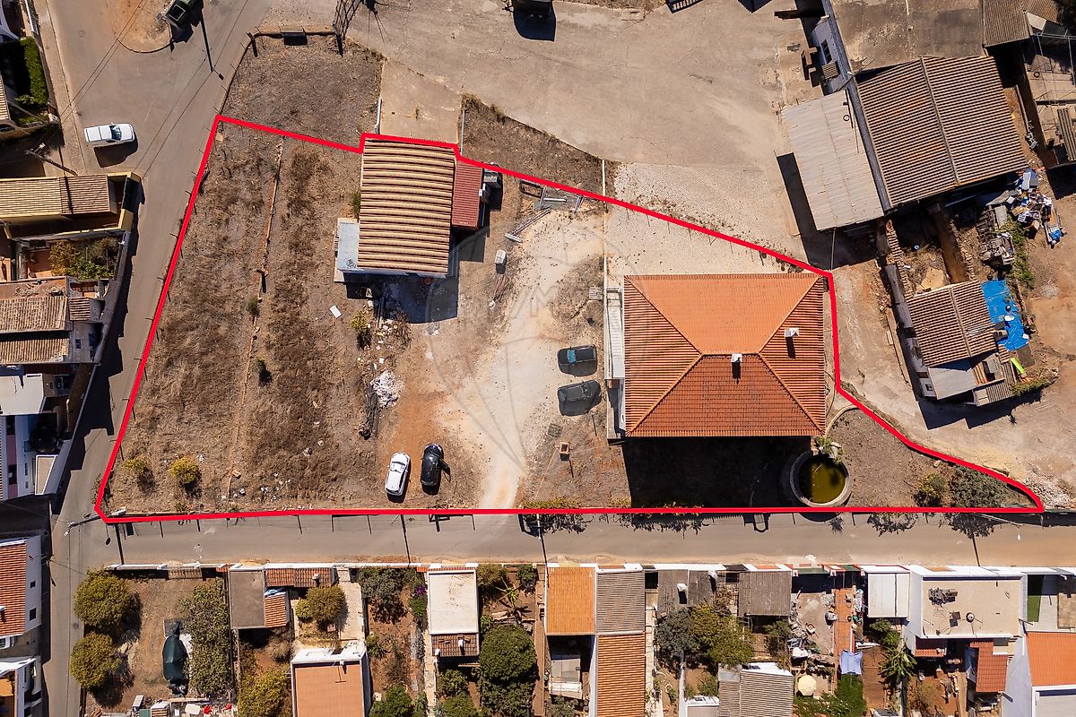 Moradia T4 à venda em Lagos