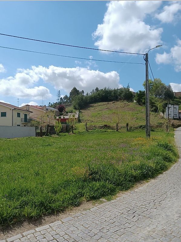 Land for sale in Guimarães, Portugal — €200,000