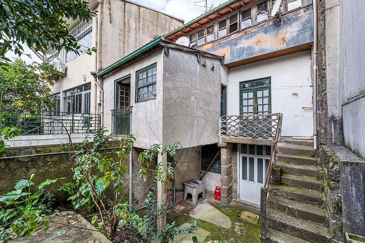 listing 123061230-204 picture-0