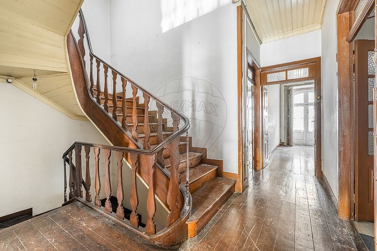 listing 123061230-204 picture-0