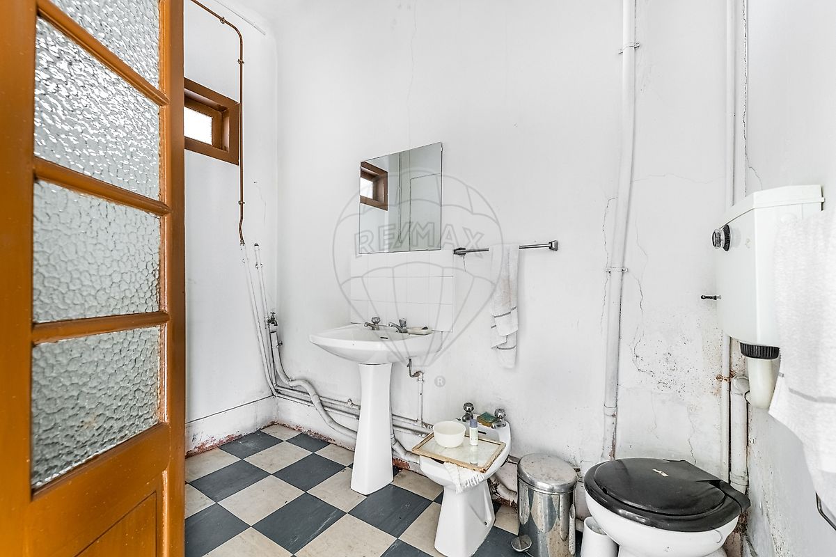 listing 123061230-204 picture-0