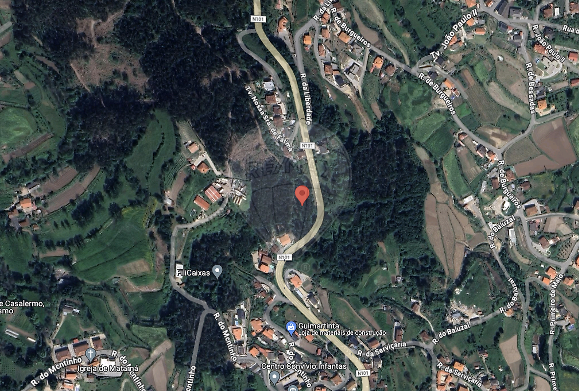 Terreno  à venda em Guimarães