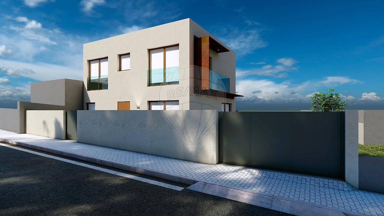 Land for sale in Trofa, Portugal — €68,000