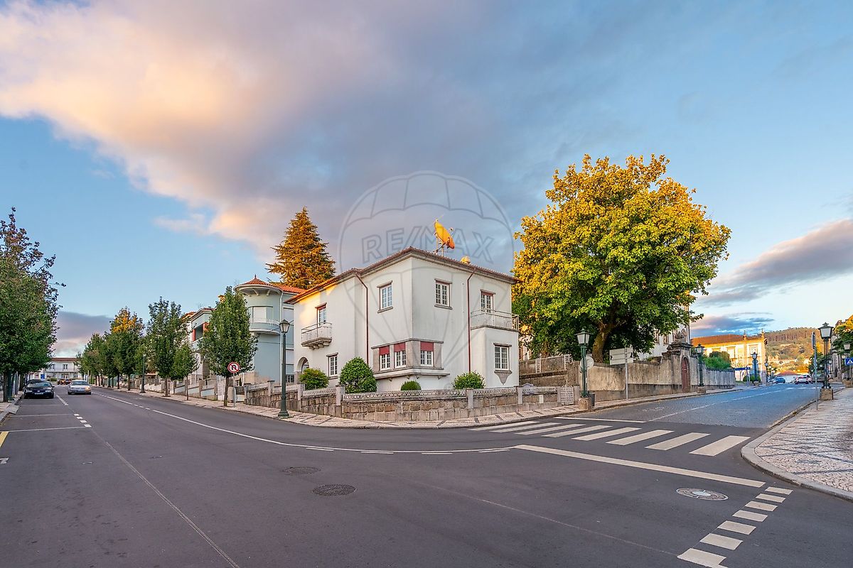 Moradia T4 à venda em Guimarães