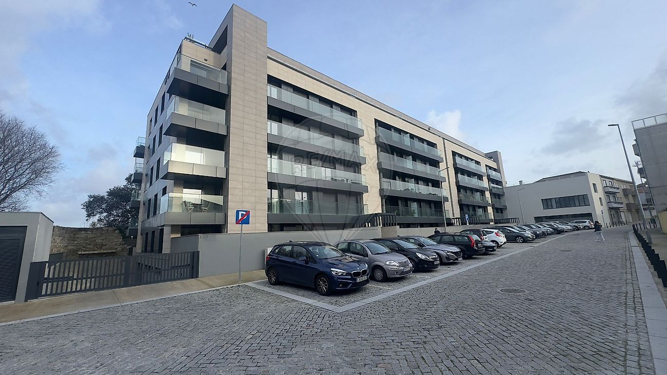 Apartamento T2 à venda em Porto