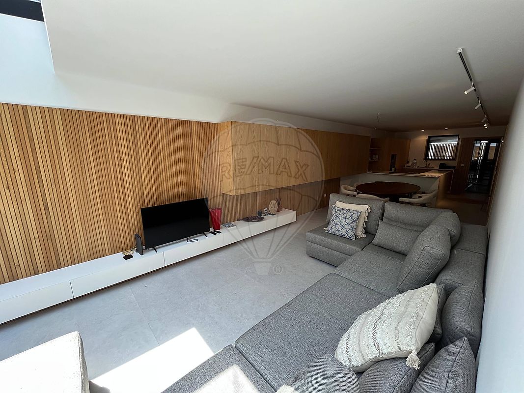 listing 123061474-5 picture-0