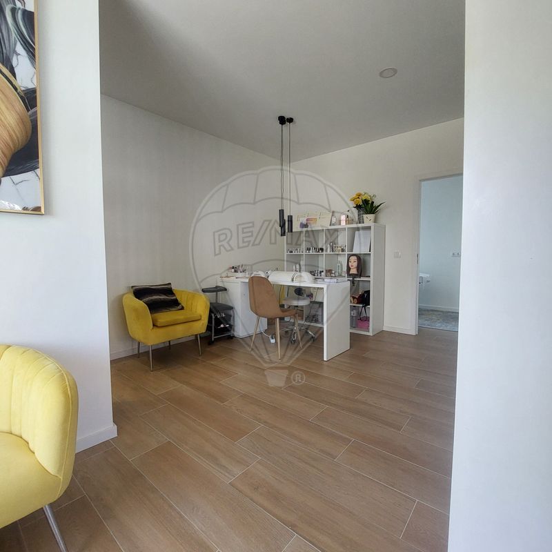 listing 123061226-82 picture-0