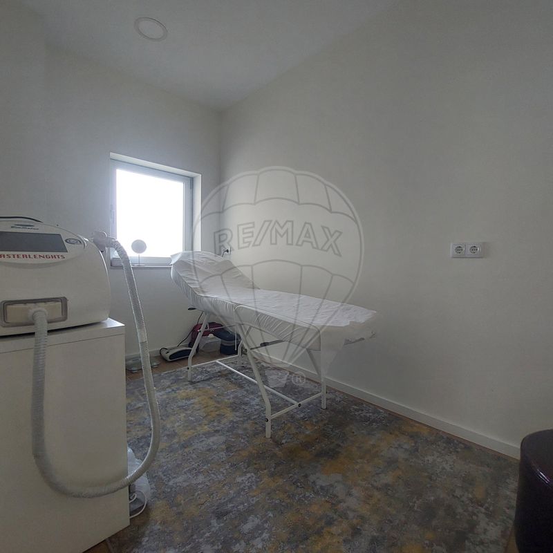 listing 123061226-82 picture-0