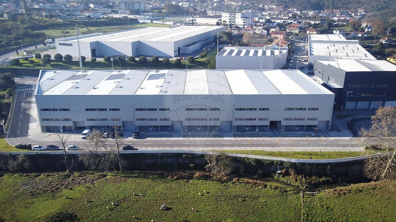 listing 123061236-200 picture-0