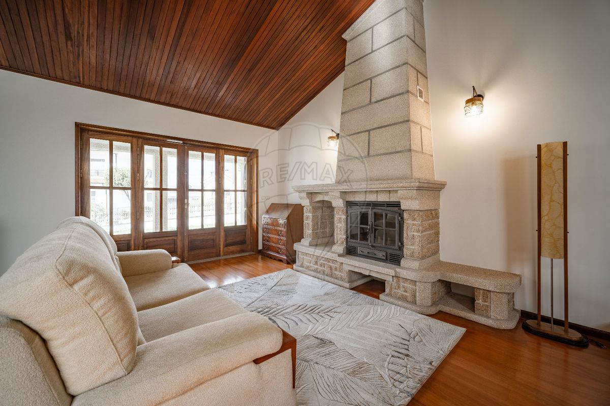 listing 123061404-73 picture-0