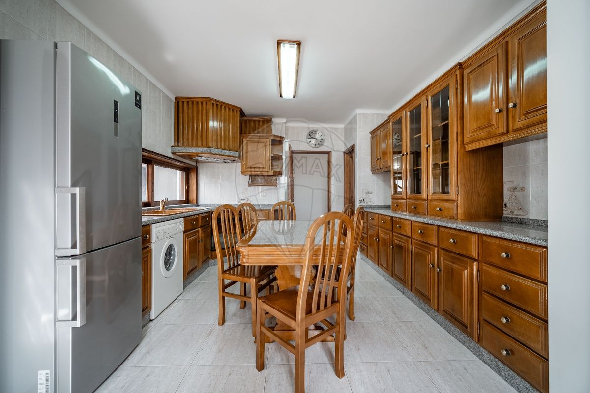 listing 123061404-73 picture-0