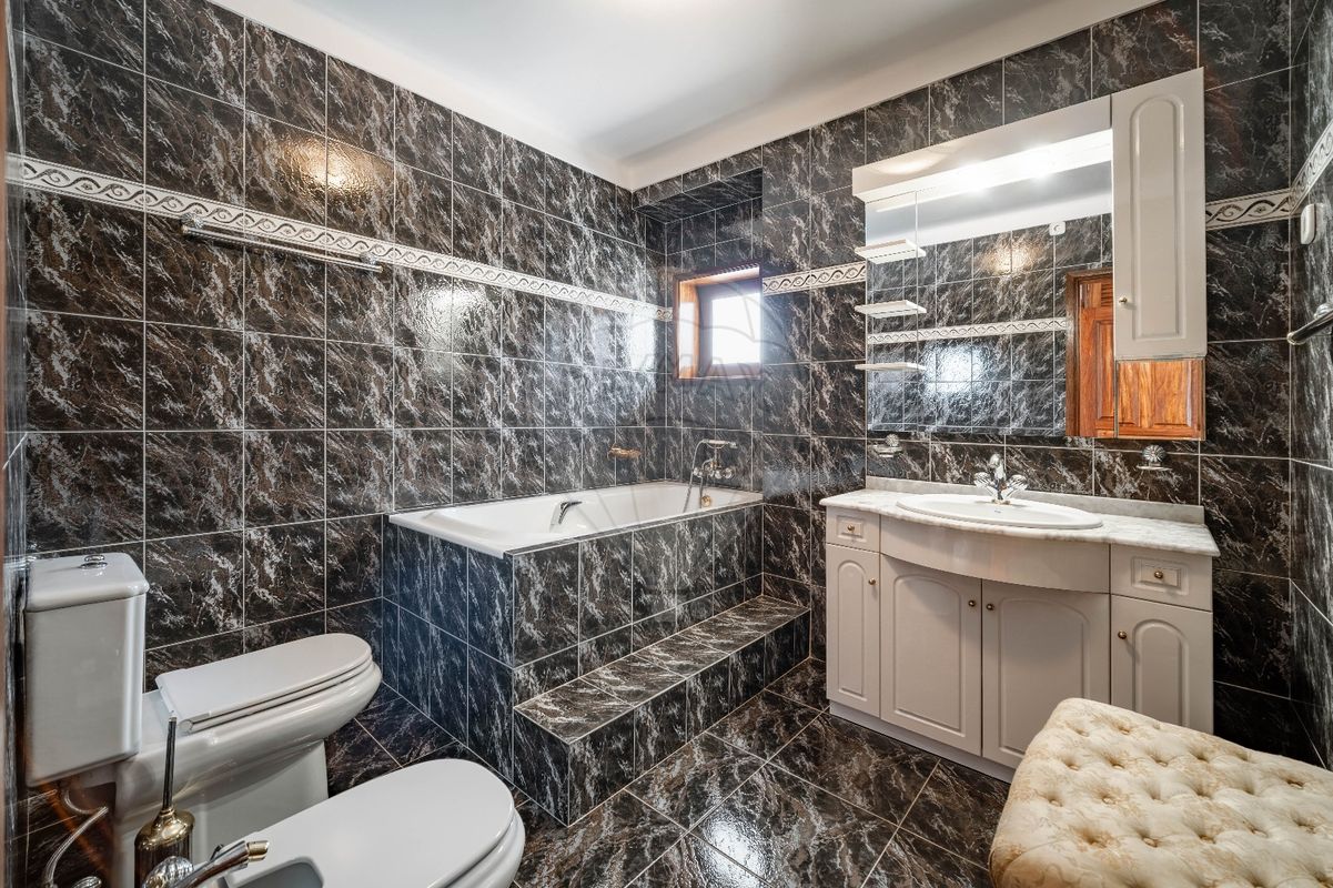 listing 123061404-73 picture-0