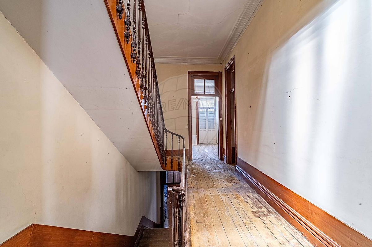 listing 123061426-18 picture-0