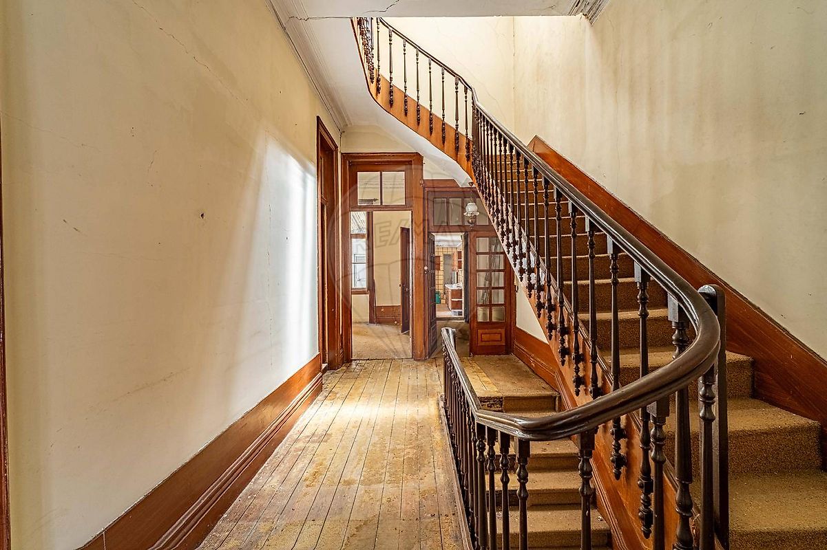 listing 123061426-18 picture-0