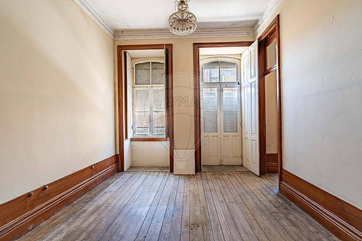 listing 123061426-18 picture-0