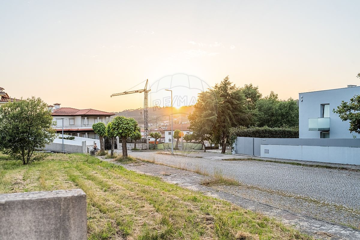 listing 123061245-230 picture-0