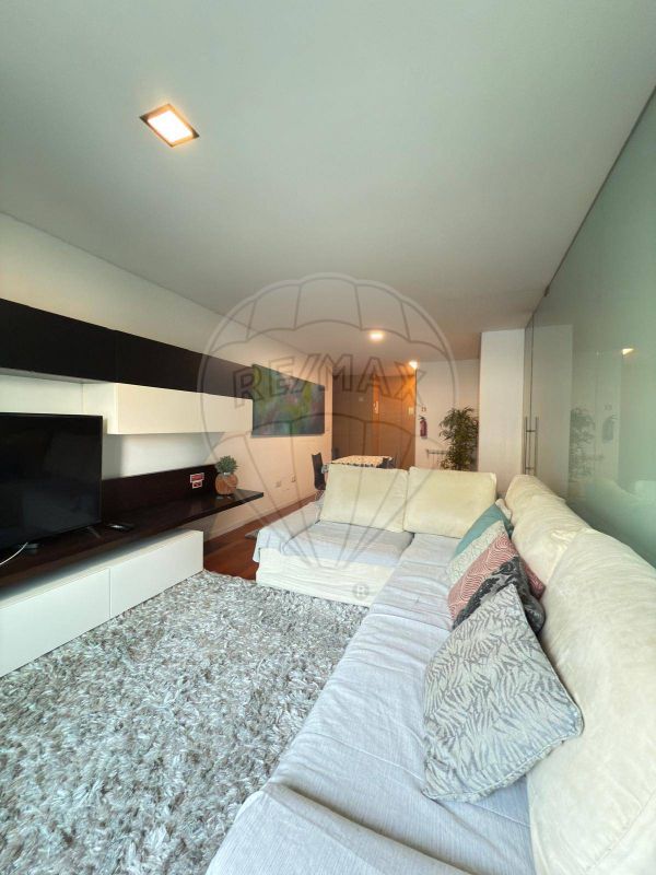 listing 123061245-229 picture-0