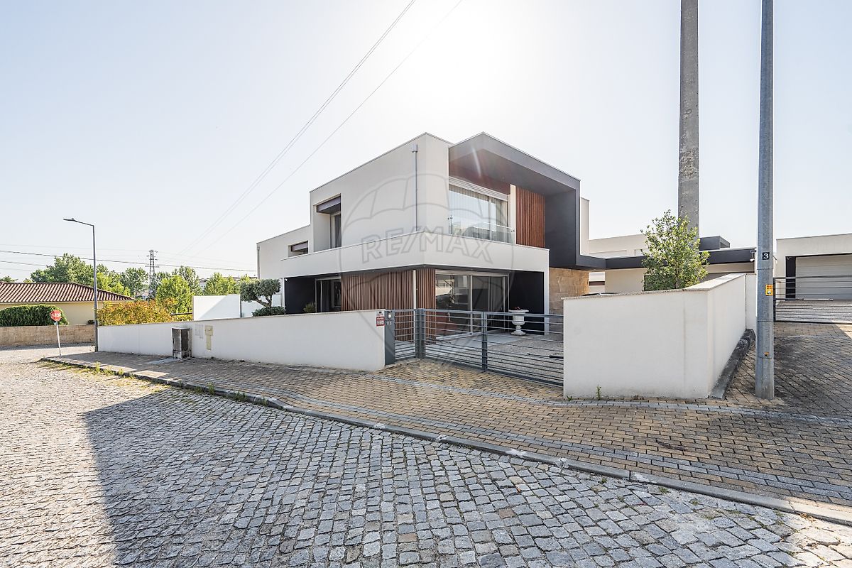 Moradia T3 para venda