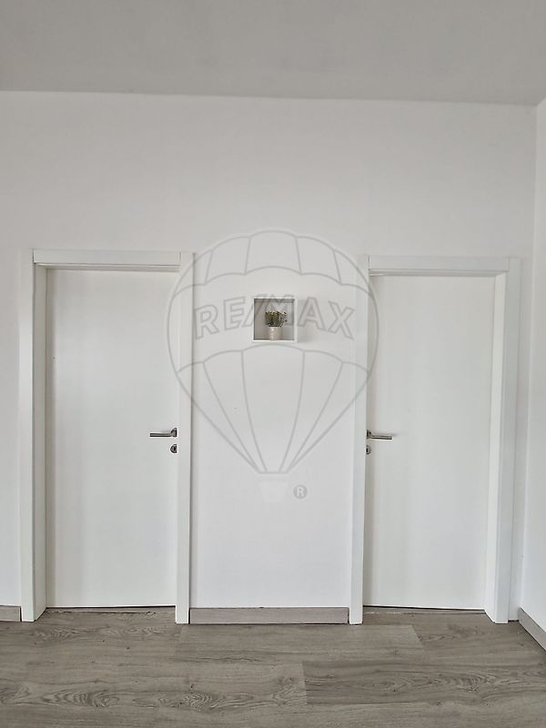 listing 123061230-316 picture-0