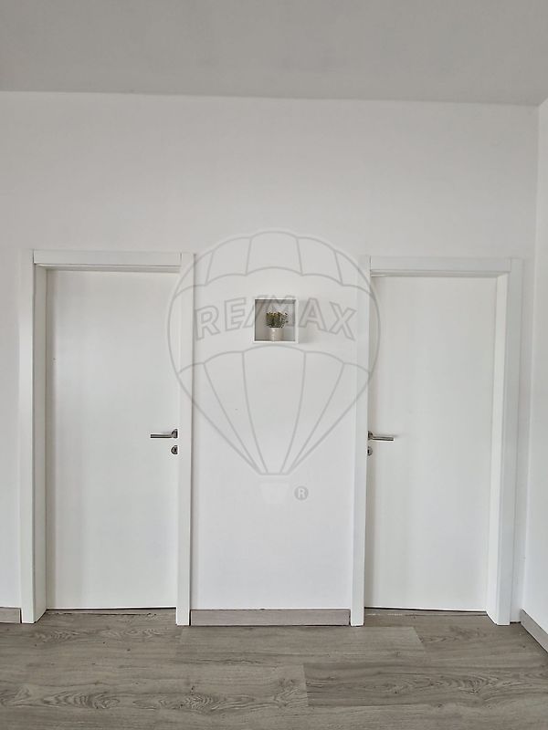 listing 123061230-317 picture-0