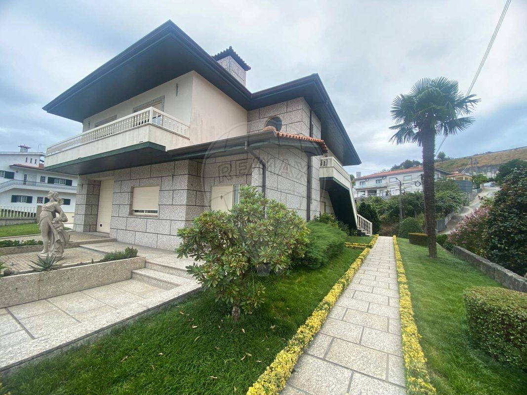 Moradia T3 para venda