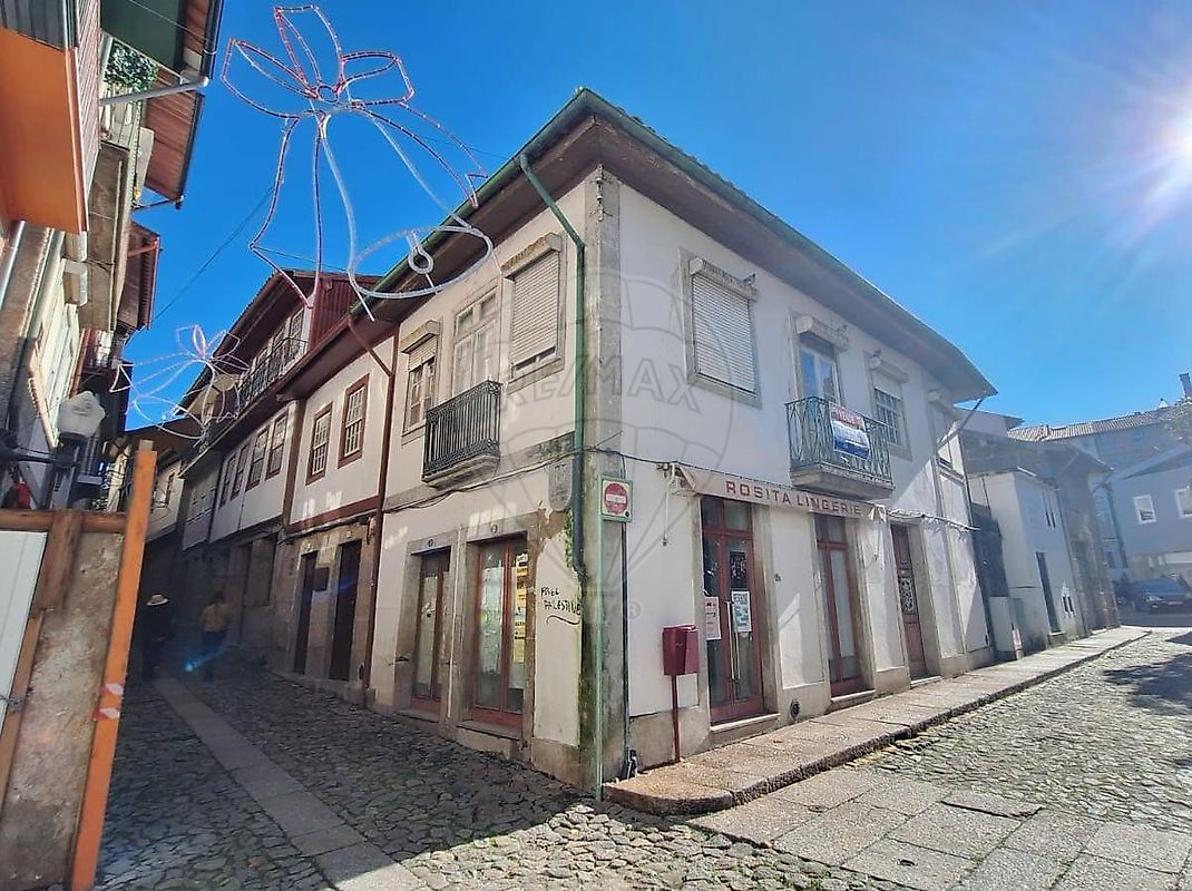 Prédio - Oliveira, São Paio e São Sebastião, Guimarães, Braga