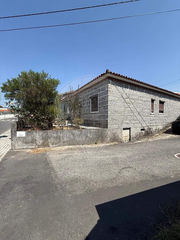 Moradia T2 para venda