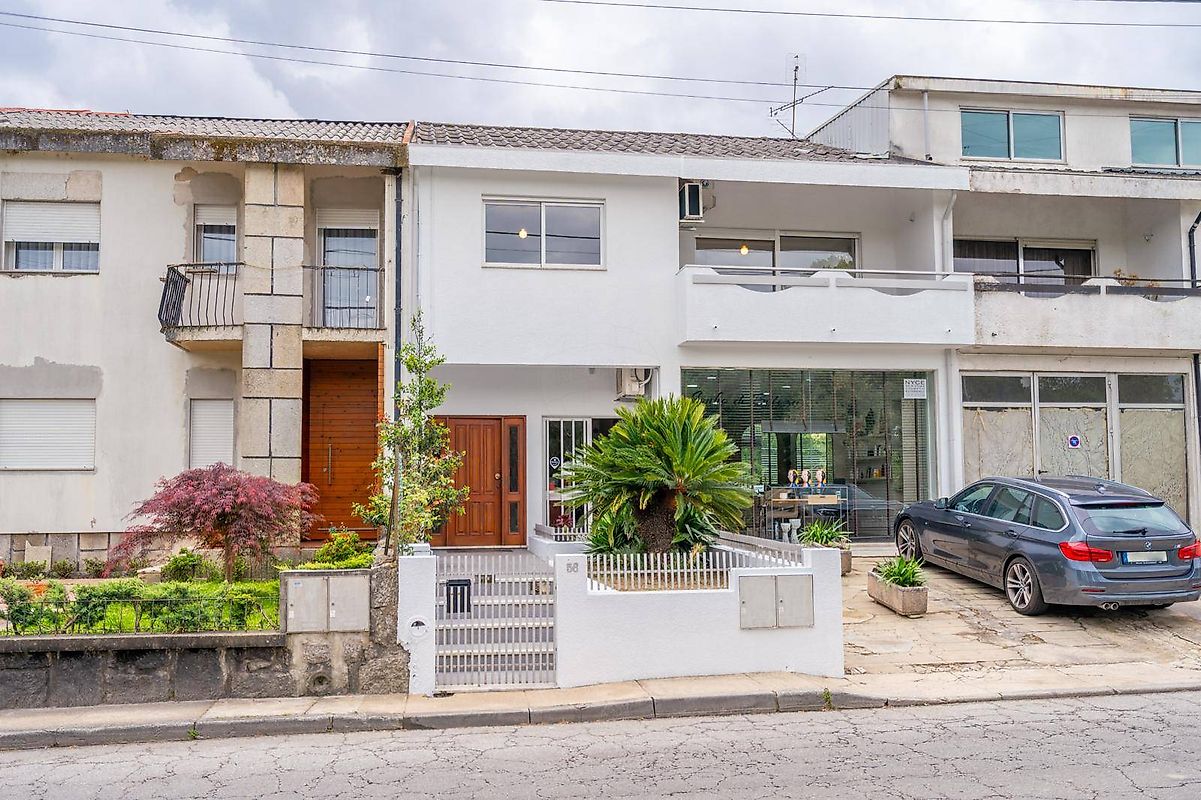 Moradia T4 para venda