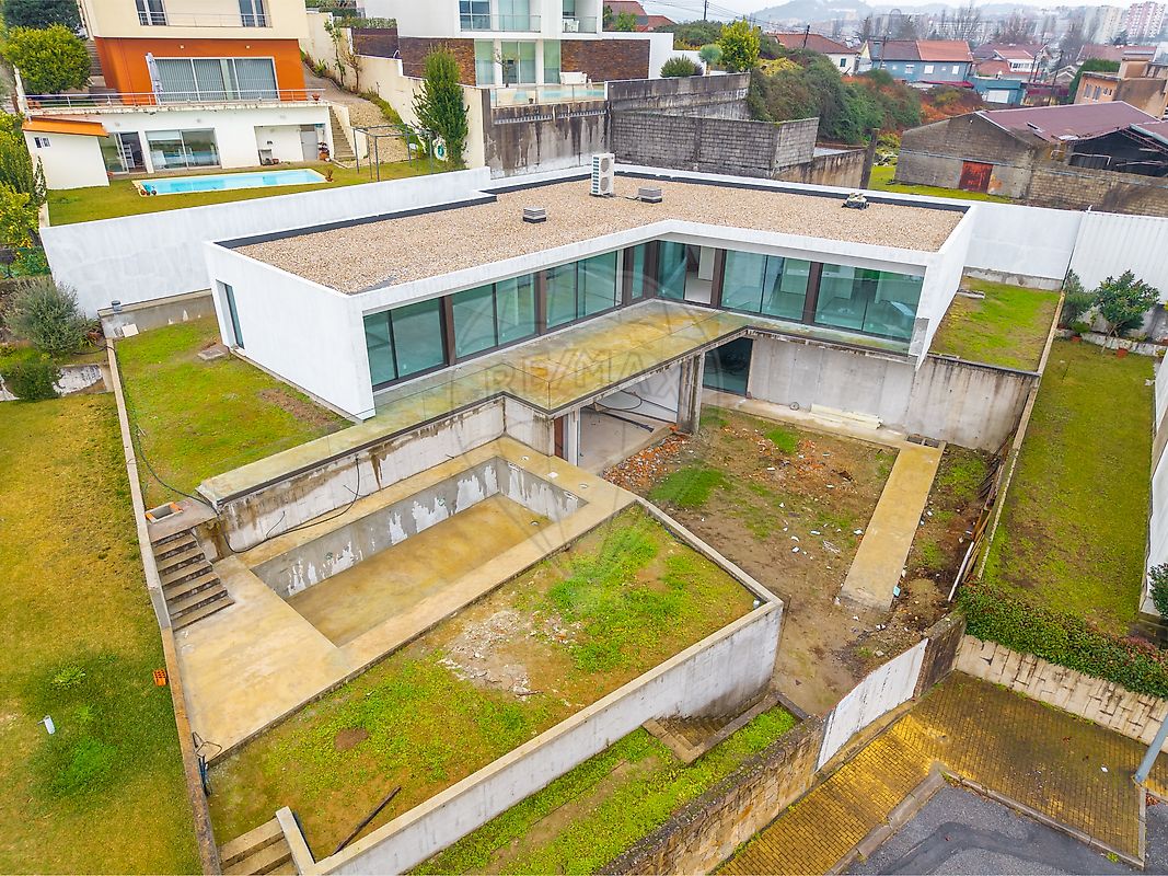 Moradia T4 à venda em Braga