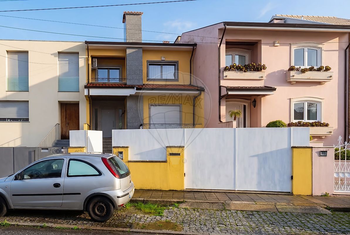 Moradia T4 à venda em Matosinhos