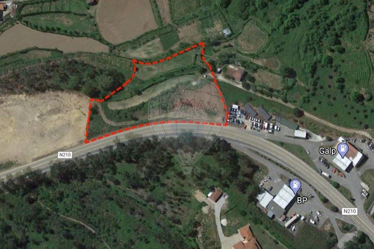 Terreno à venda em Celorico de Basto