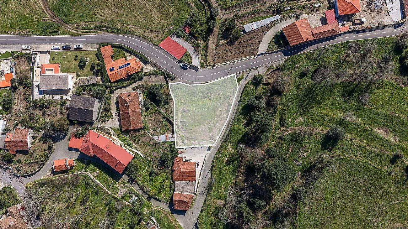 Terreno - Briteiros São Salvador e Briteiros Santa Leocádia, Guimarães, Braga