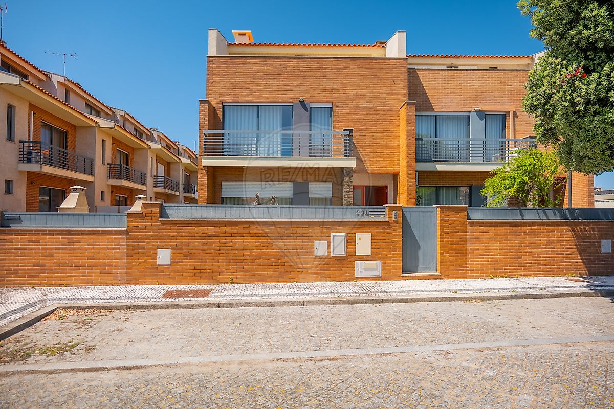 Moradia T5 à venda em Esposende